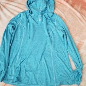 Long sleeved hooded top